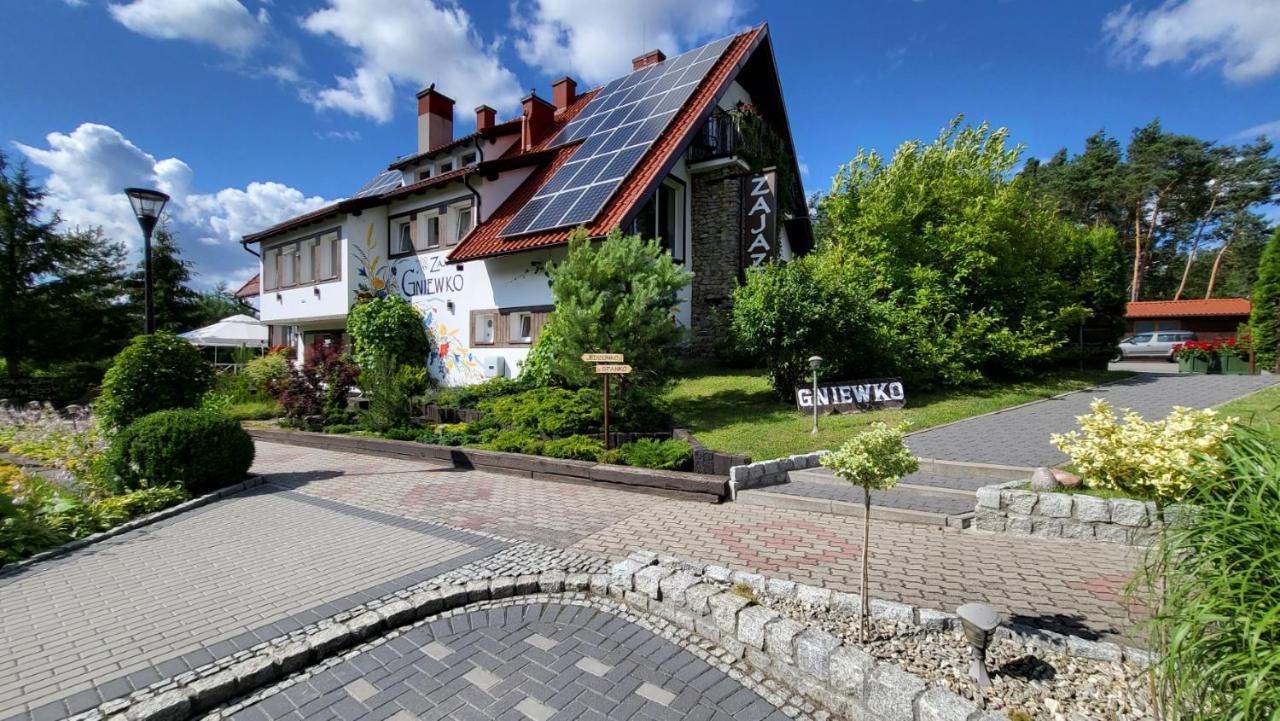 Zajazd Gniewko Mala Karczma Exterior photo